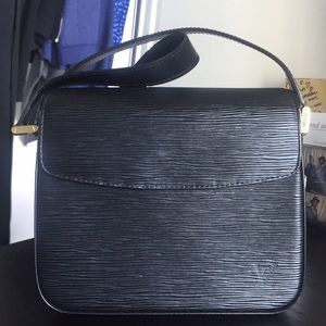 Louis Vuitton shoulder purse